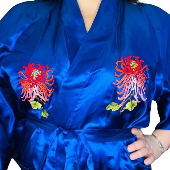 Golden Dragon vintage blue silk dragon robe made in china size Small - Picture 8 of 12